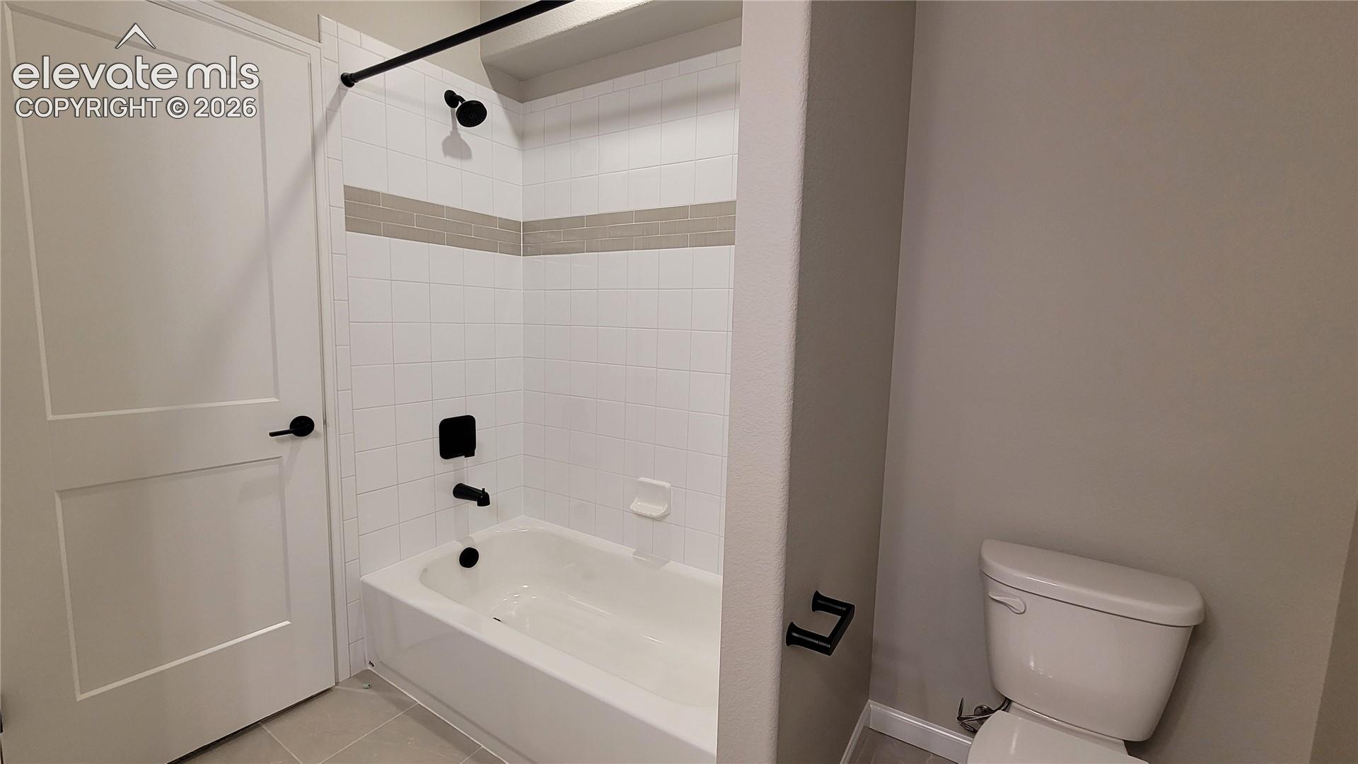 Listing photo 32 for 6658 Miro Lane