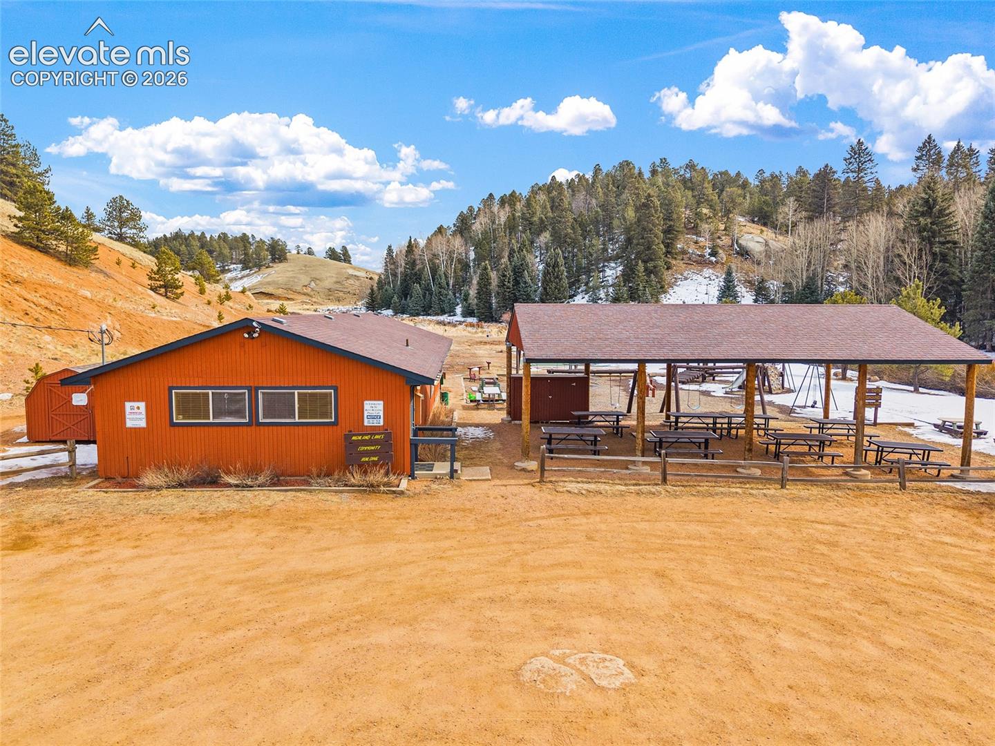 Listing photo 36 for 367 Cottonwood Lake Drive