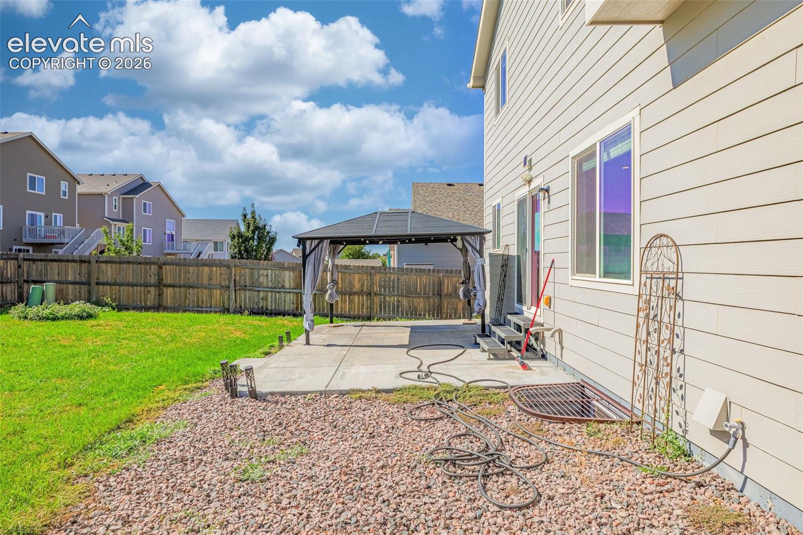 Listing photo 32 for 6607 Lamine Drive