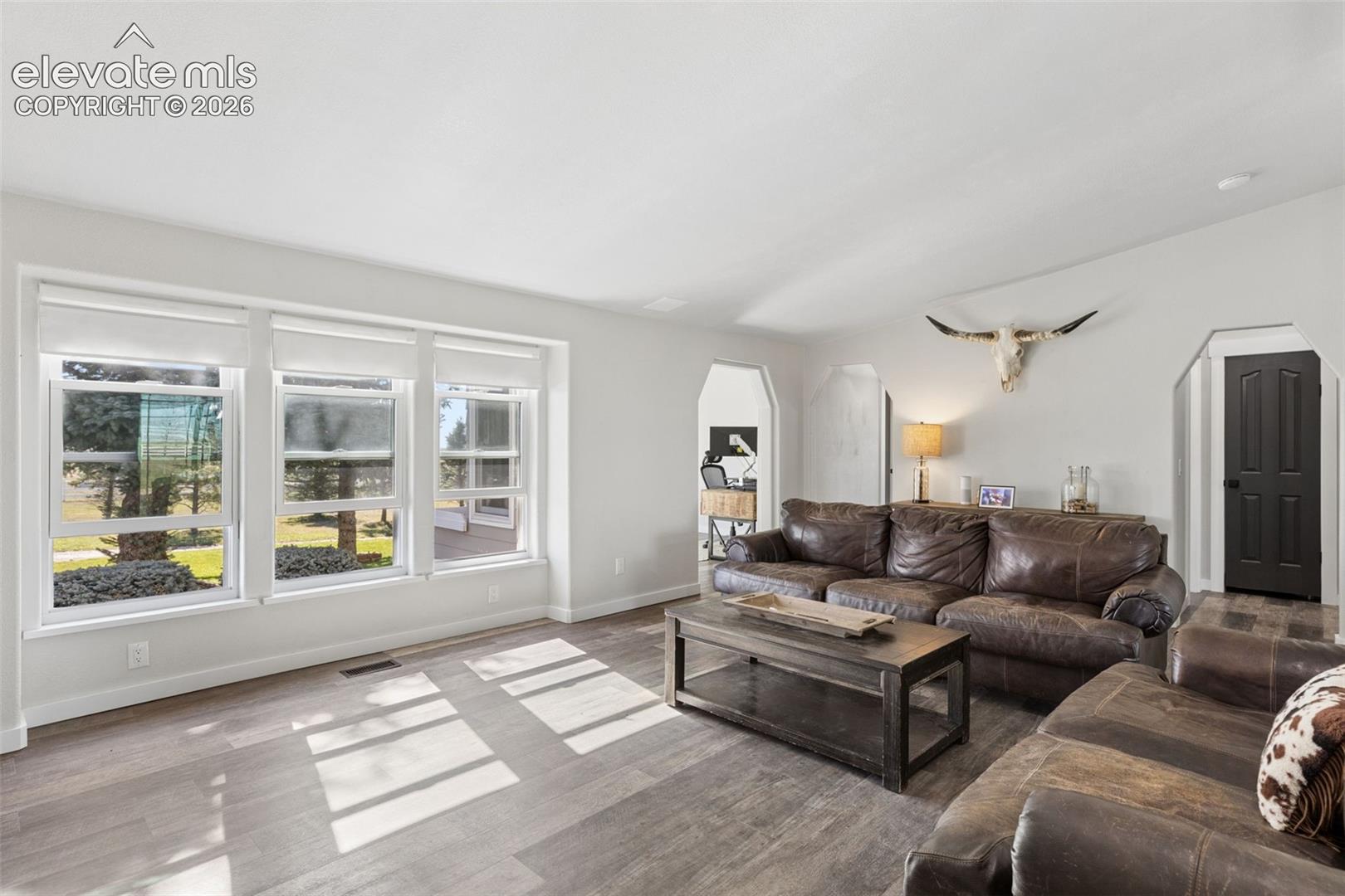 Listing photo 10 for 28230 Washington Road