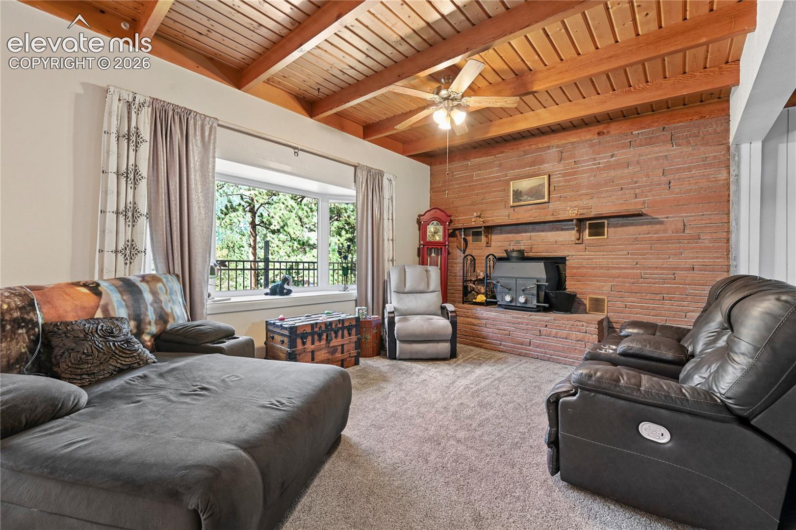 Listing photo 8 for 4455 Heizer Street