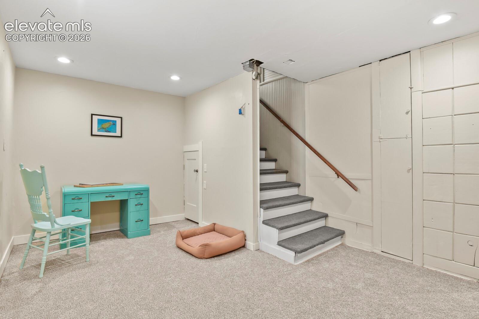 Listing photo 32 for 1507 N El Paso Street