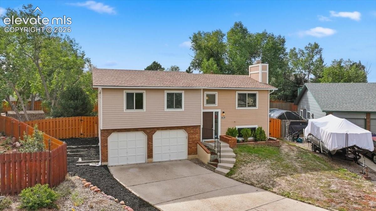 3835 Dewpoint Drive, photo 1