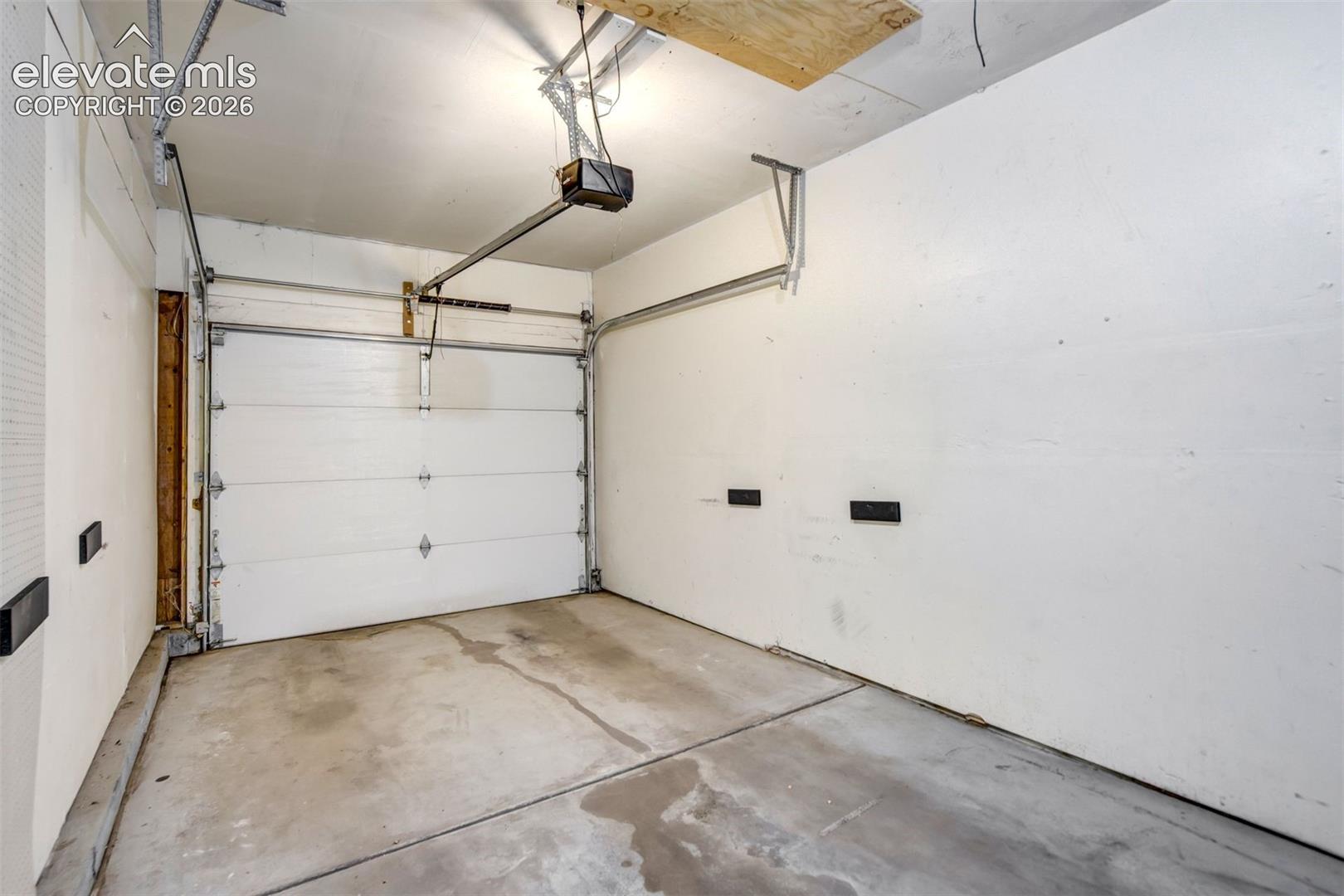 4323 Hunting Meadows Circle, photo 36