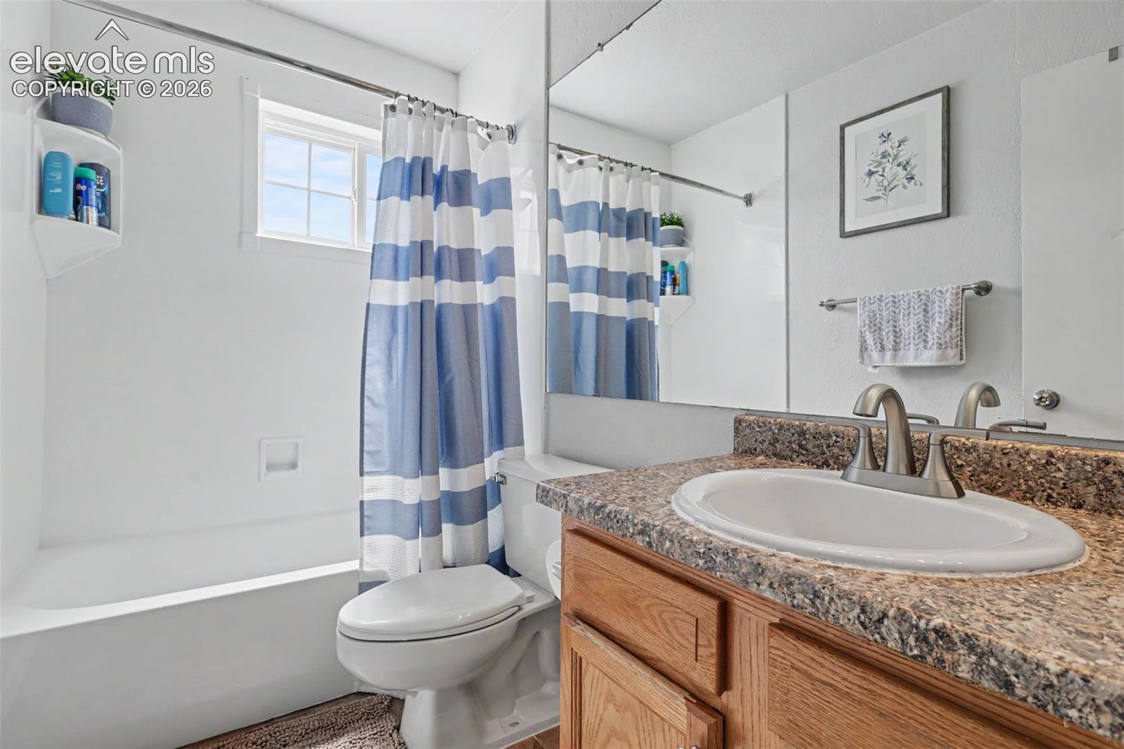 Listing photo 17 for 3110 Van Teylingen Drive E