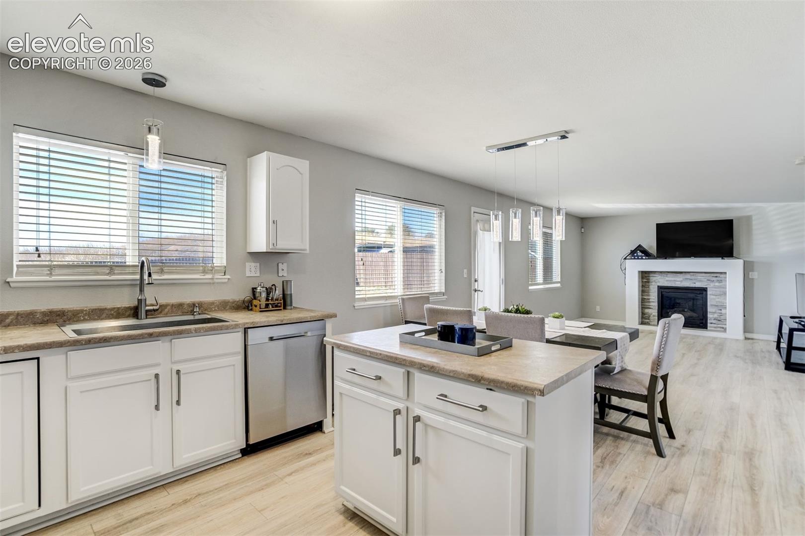 Listing photo 18 for 7335 Willowdale Drive