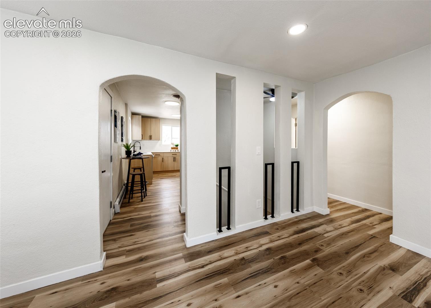 Listing photo 14 for 1306 W Abriendo Avenue