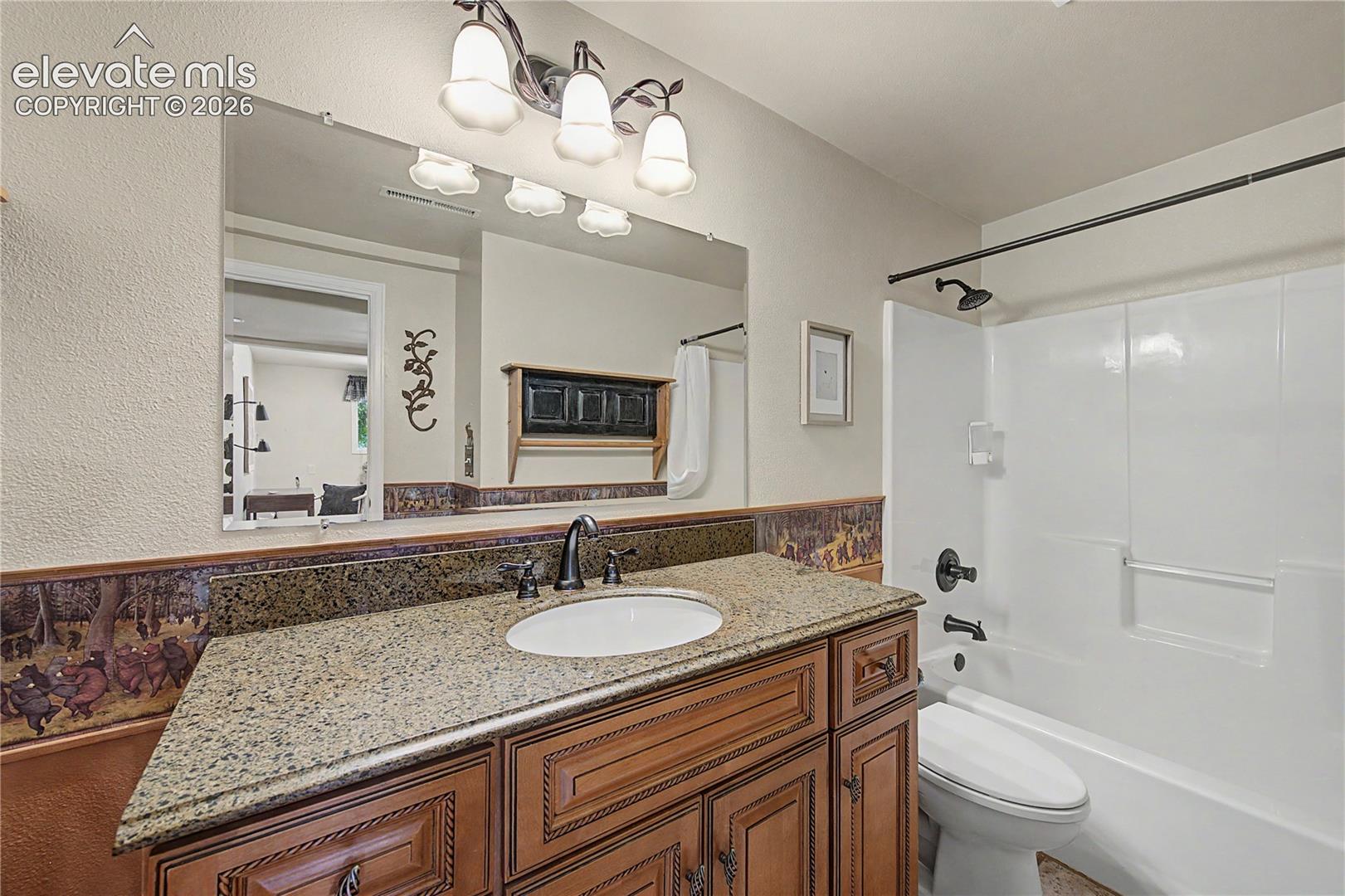 Listing photo 40 for 1250 Woodmoor Drive