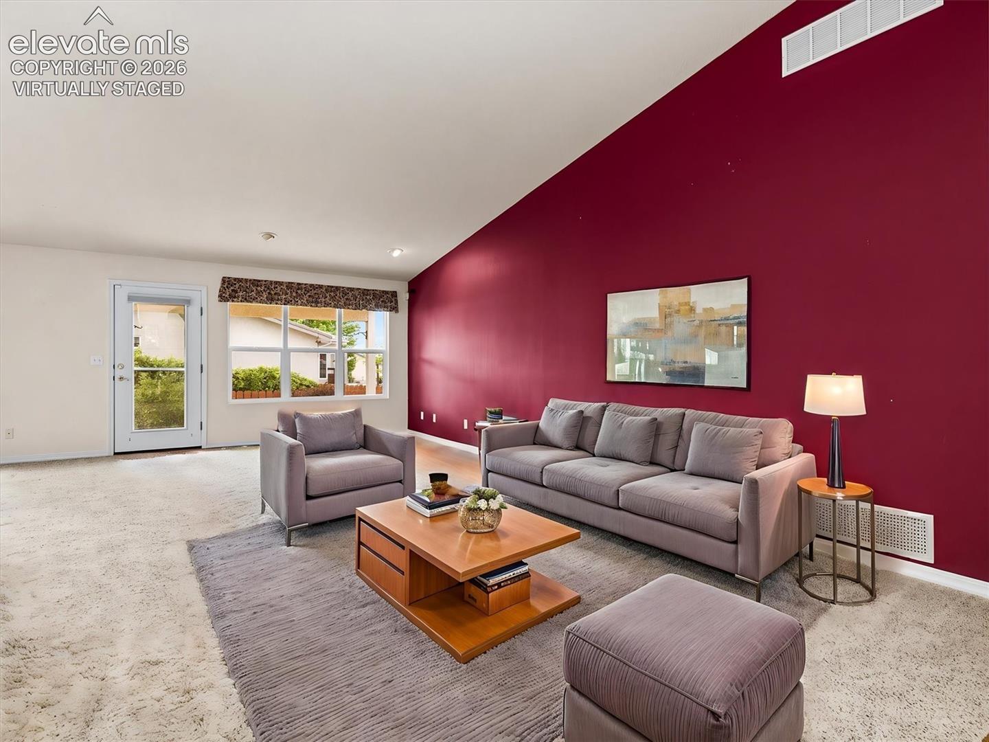 Listing photo 3 for 10 Brave Eagle Court