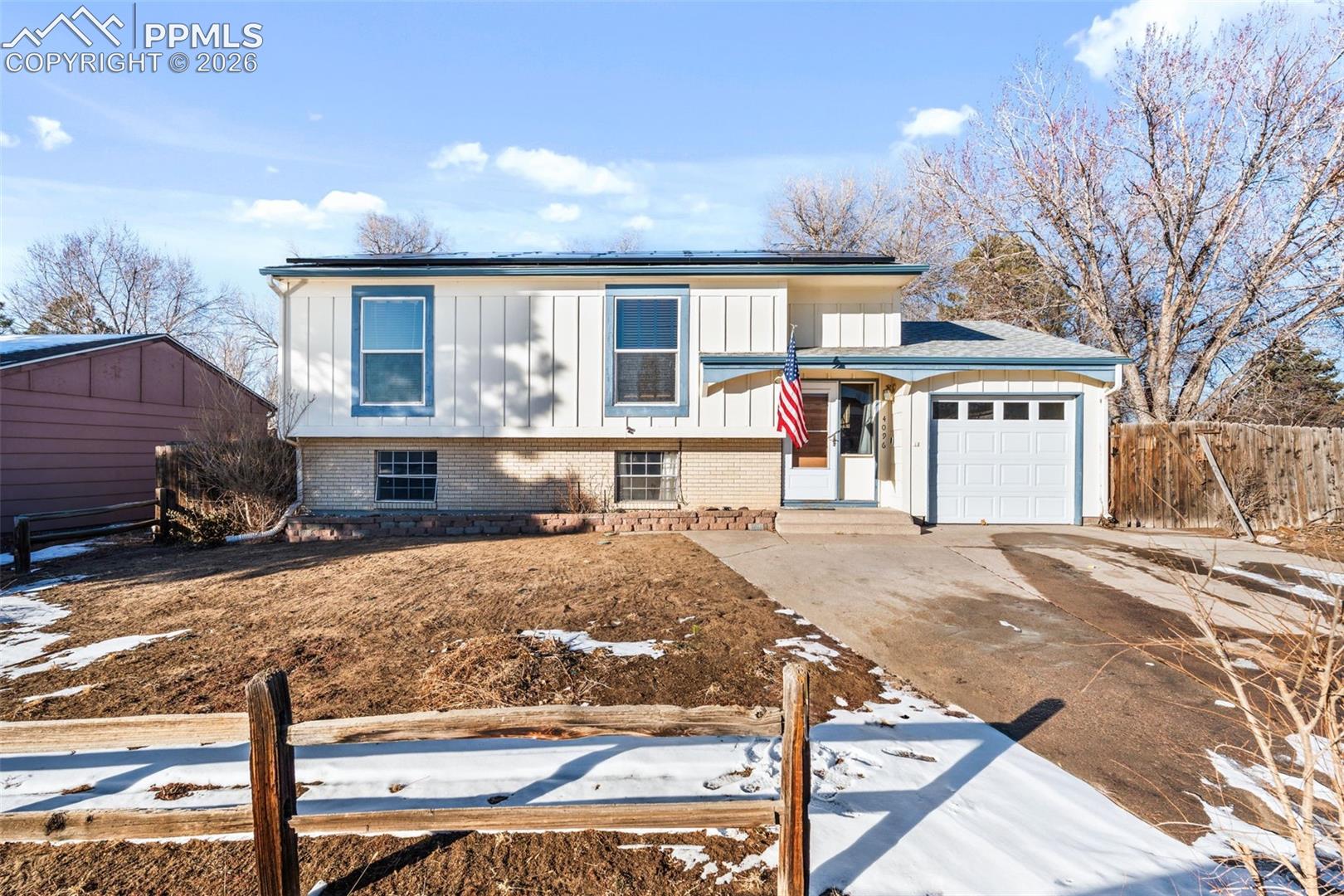 4096 London Lane