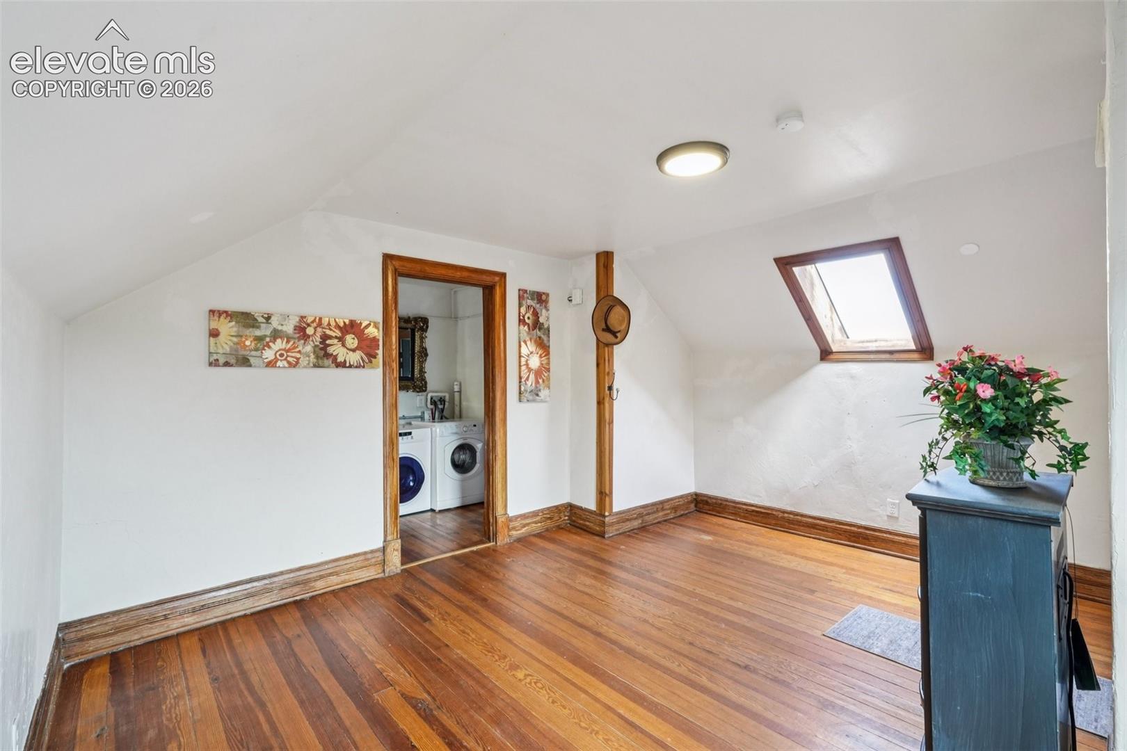 Listing photo 32 for 708 Cooper Avenue