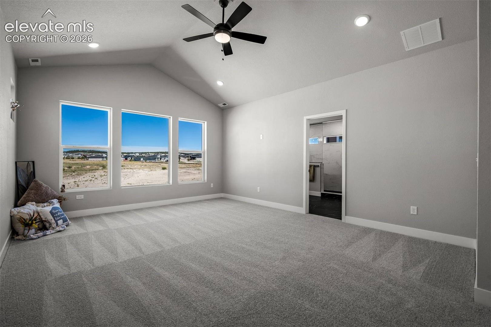 Listing photo 20 for 9030 Frolic View