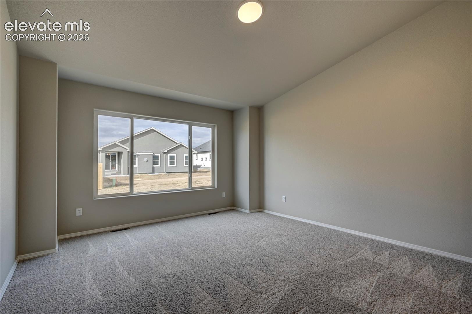 Listing photo 13 for 11112 Coastal Hills Lane