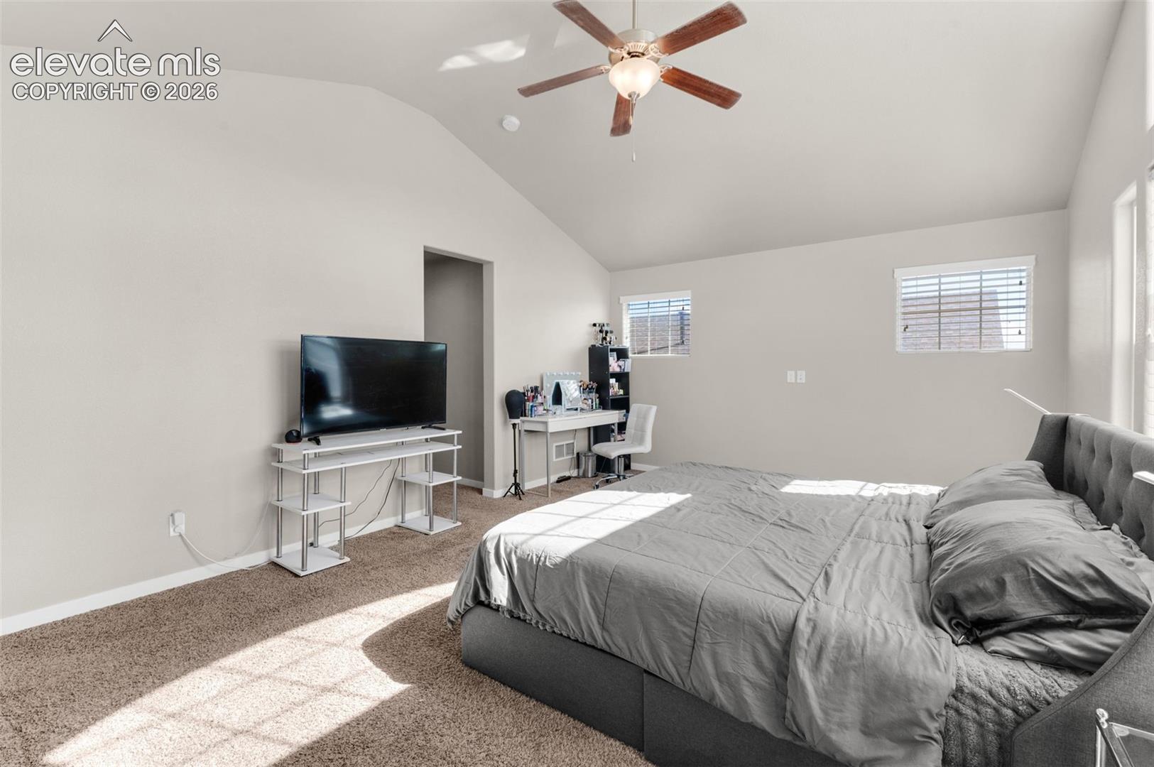 Listing photo 18 for 7437 Bigtooth Maple Drive