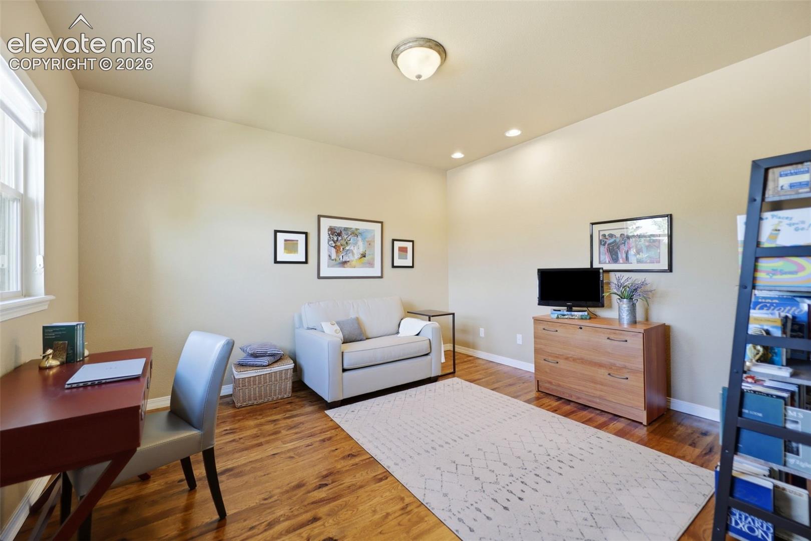 Listing photo 23 for 2415 Veneto Way