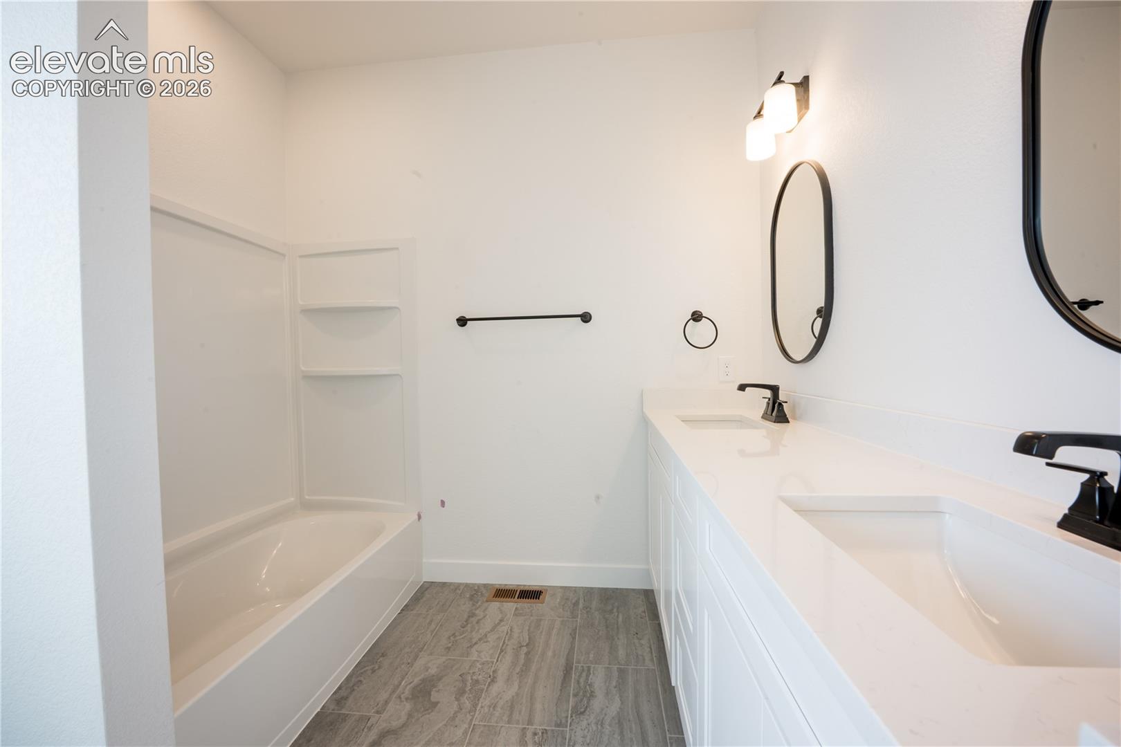 Listing photo 15 for 9335 S Peyton Highway