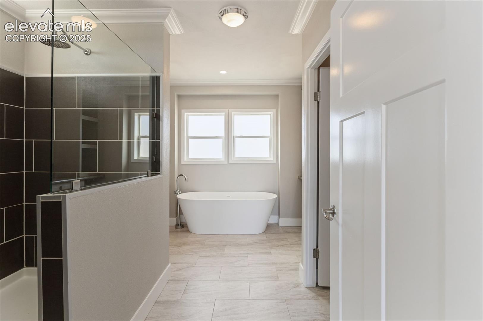 Listing photo 24 for 23767 Redtail Drive