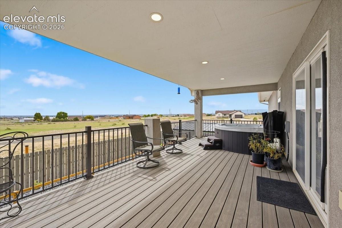 Listing photo 47 for 1516 N Platteville Boulevard