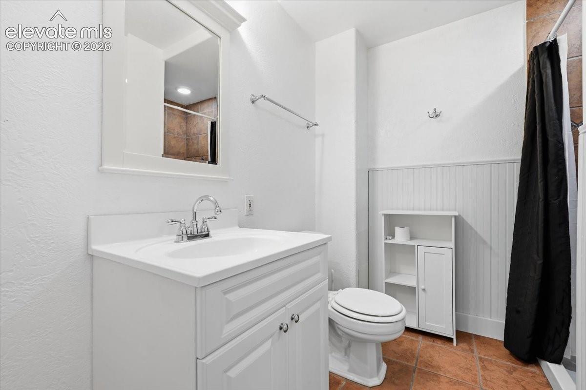 912 Sheridan Avenue, photo 39