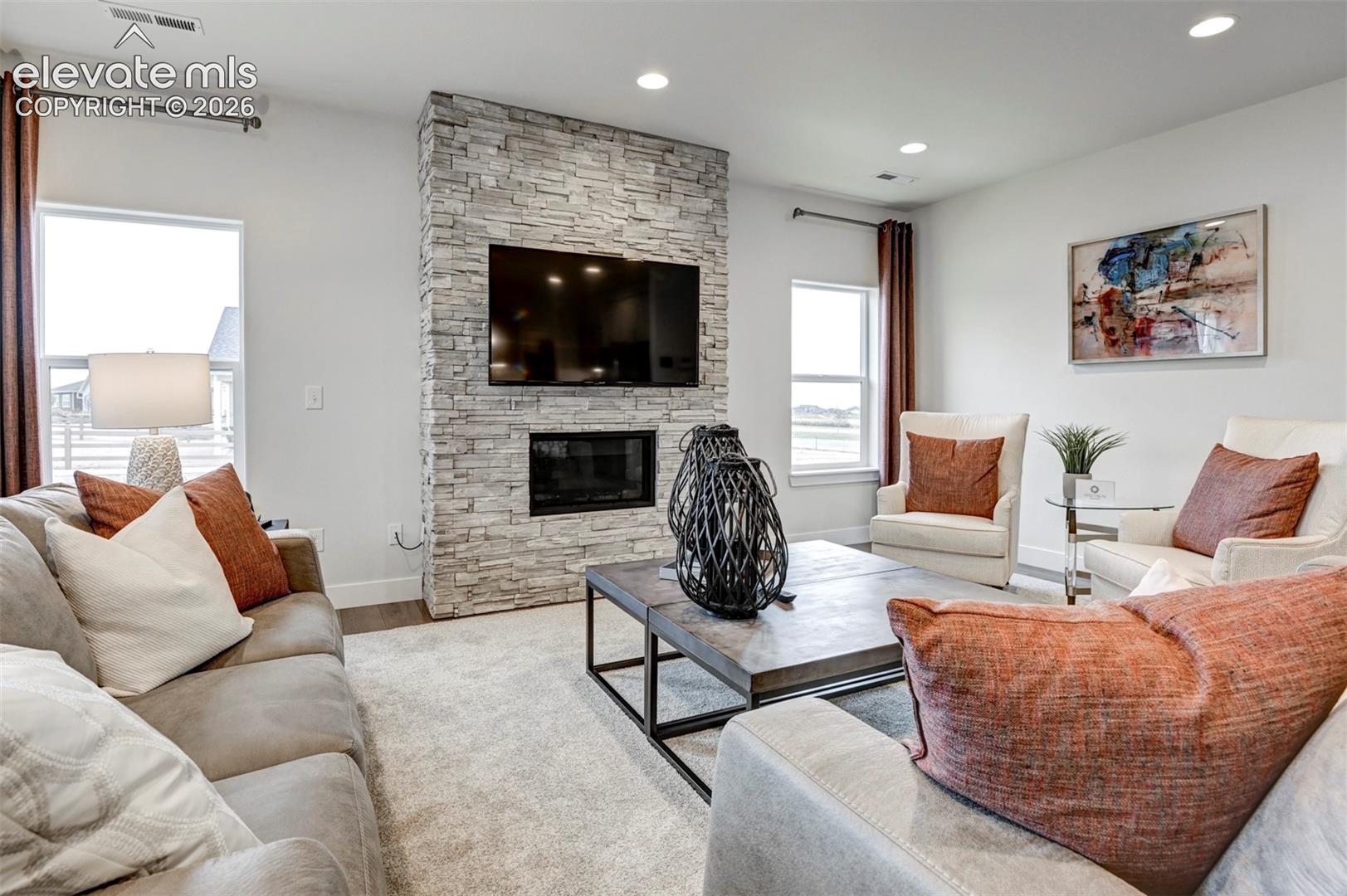 Listing photo 8 for 9685 Warrick Street