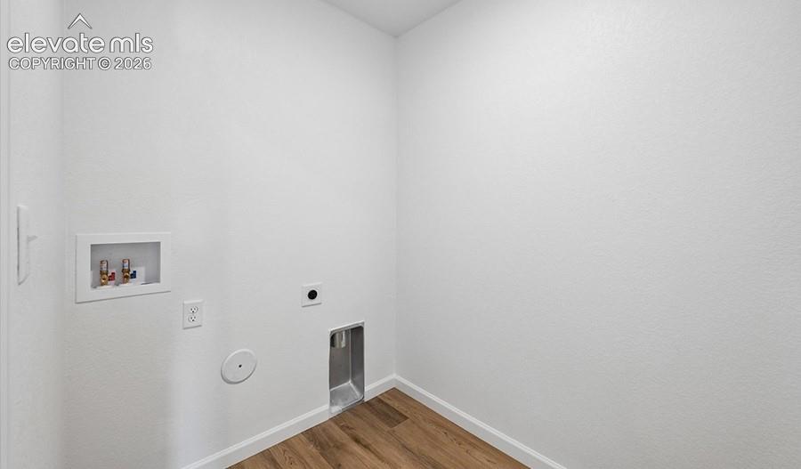 Listing photo 14 for 2510 Milano Way