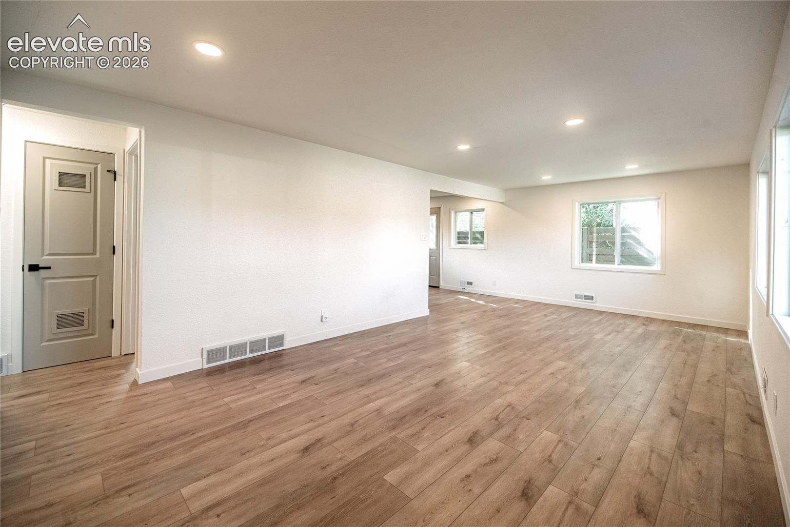 Listing photo 11 for 2311 N Union Boulevard