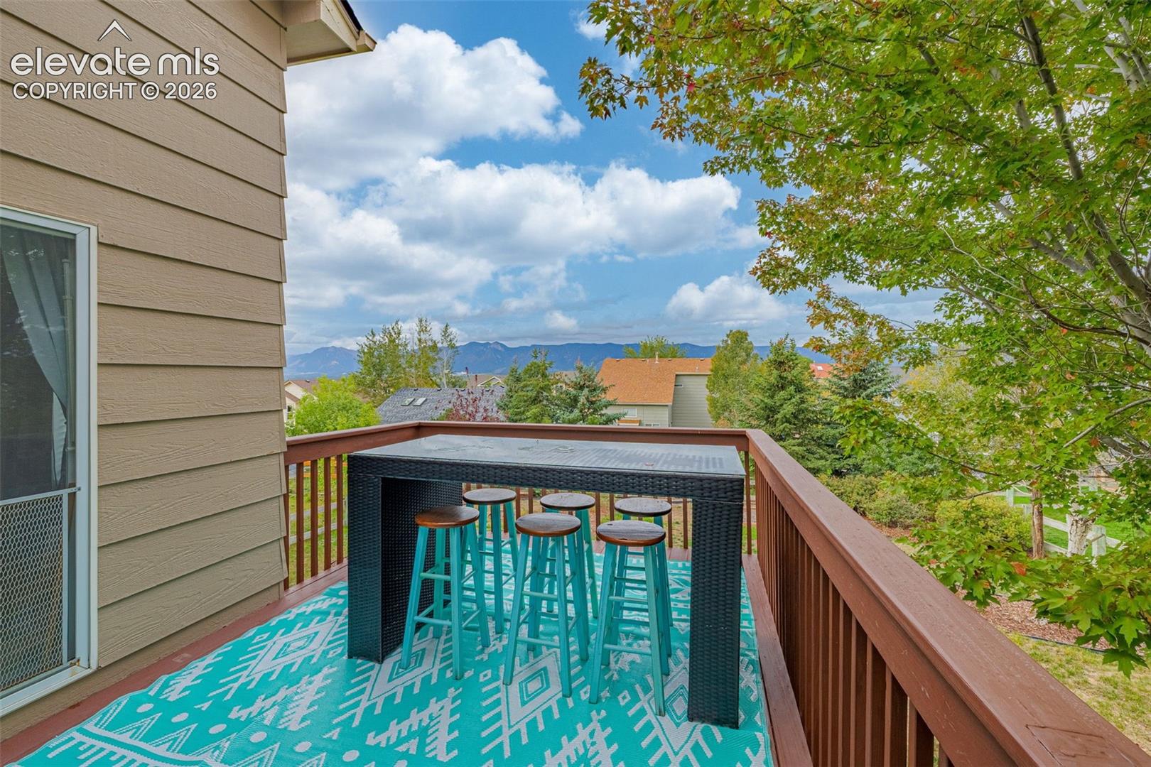 Listing photo 37 for 15628 Dawson Creek Drive