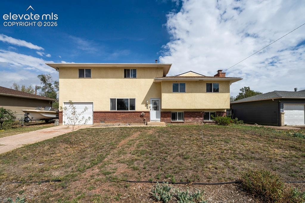 Listing photo 2 for 1345 Southmoor Drive