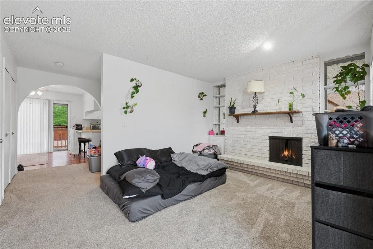 Listing photo 8 for 724-726 Pioneer Lane