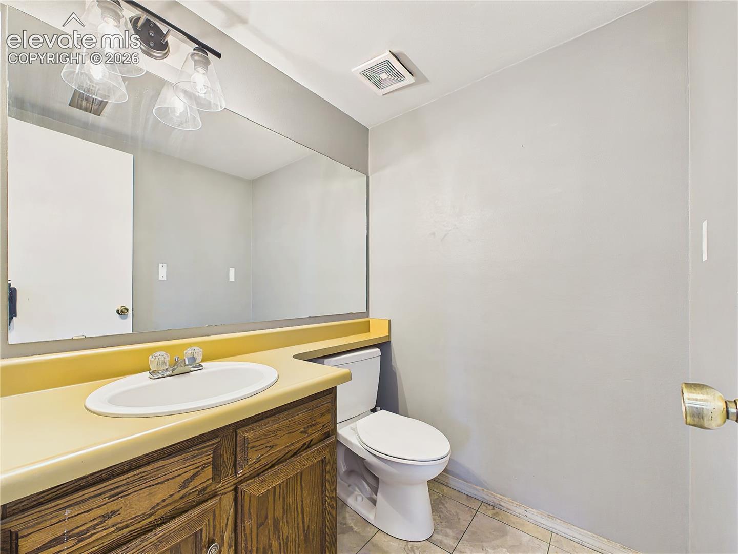 Listing photo 27 for 8252 Brigantine Drive