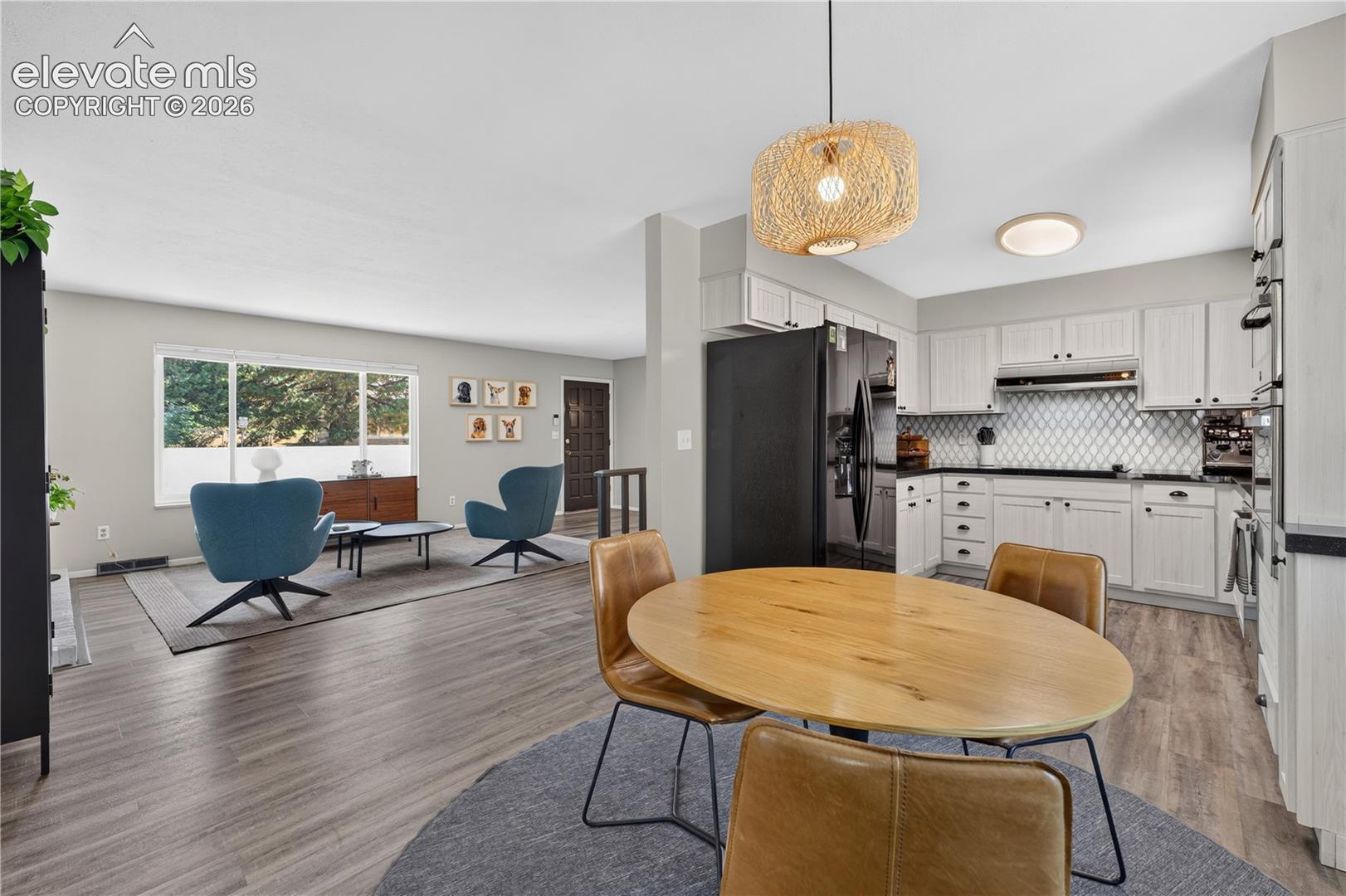 Listing photo 13 for 369 Burgess Drive