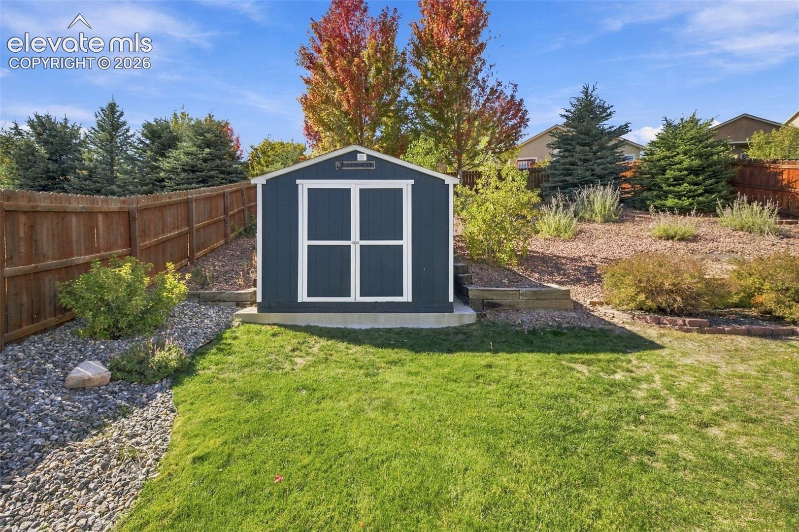 Listing photo 40 for 6798 Sandyford Lane