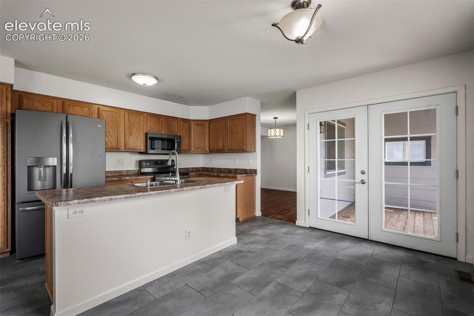 Listing photo 11 for 7477 Theresa Drive