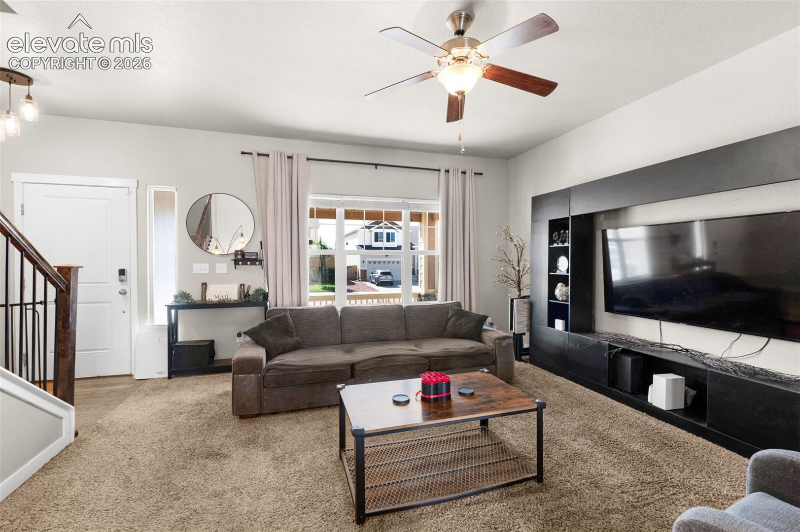 Listing photo 6 for 7437 Bigtooth Maple Drive