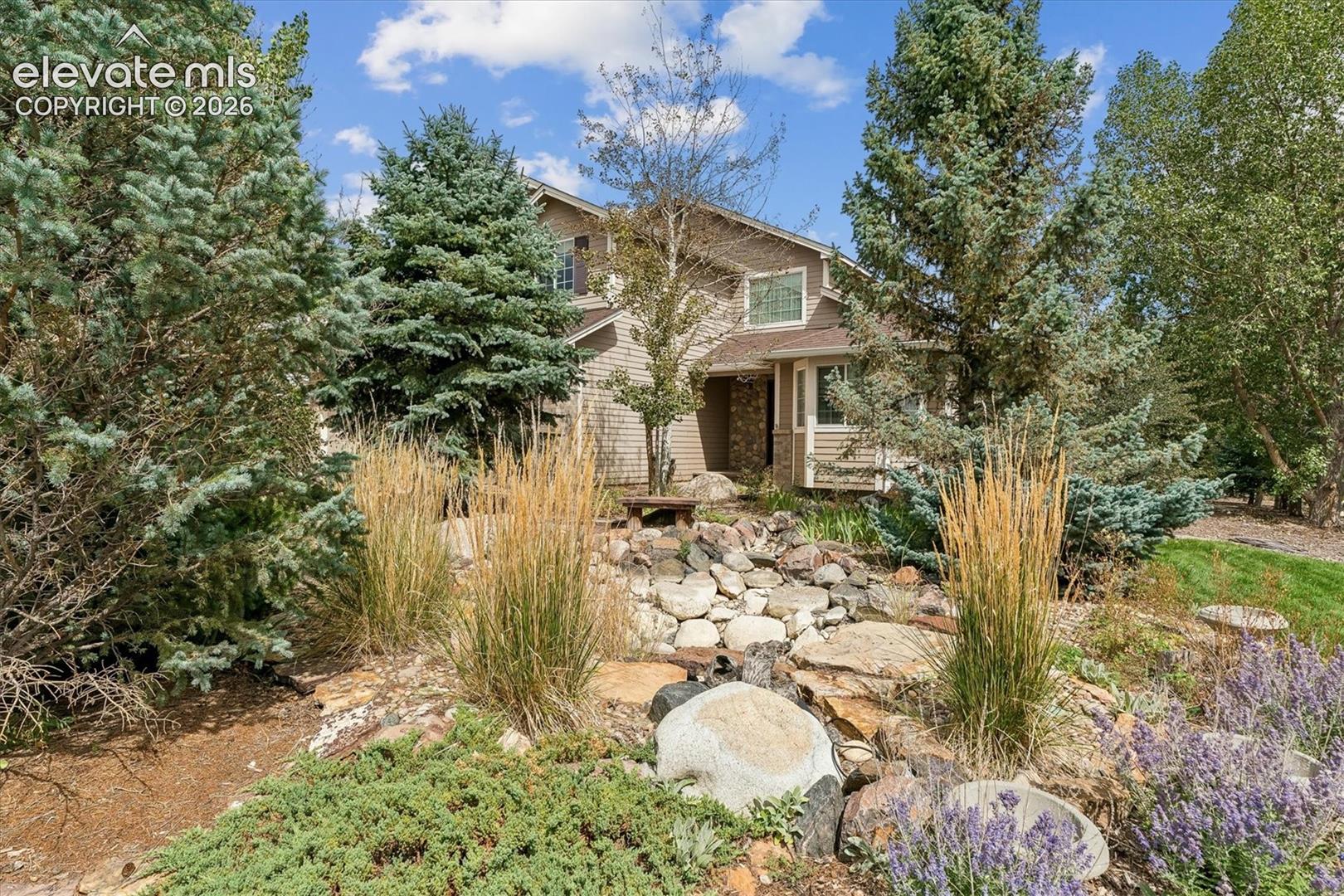 Listing photo 2 for 7765 Midnight Road