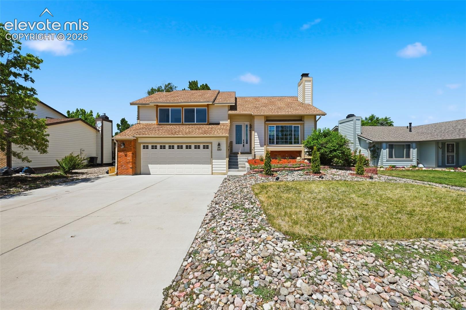 780 Bayfield Drive — listing photo