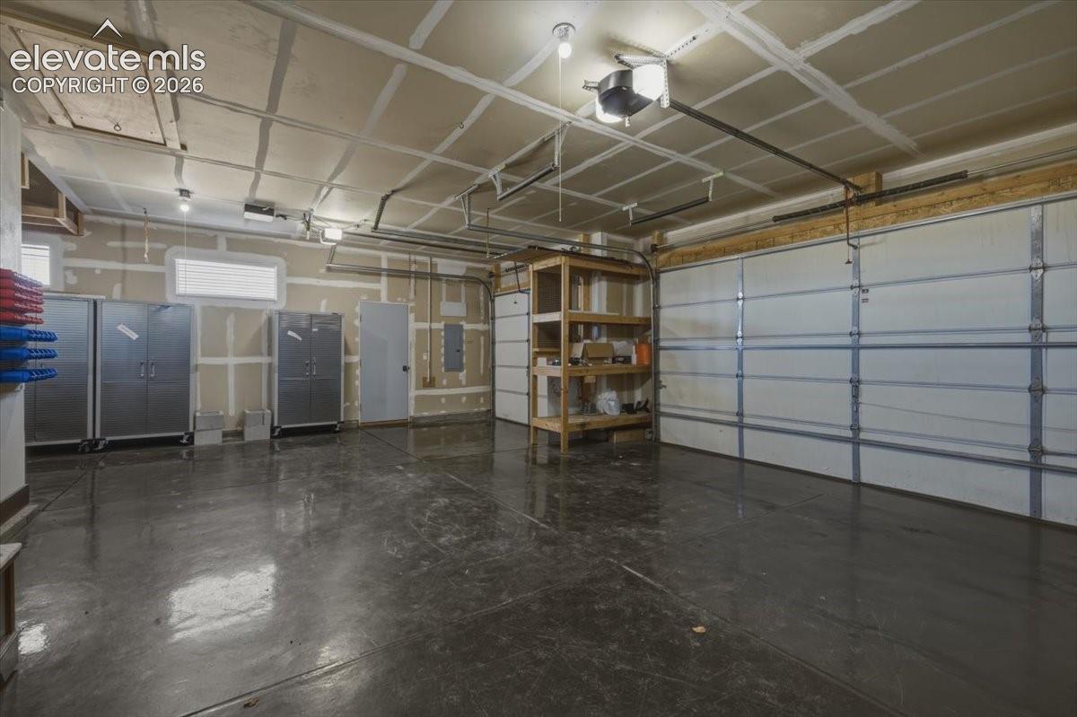 Listing photo 44 for 10862 Torreys Peak Way