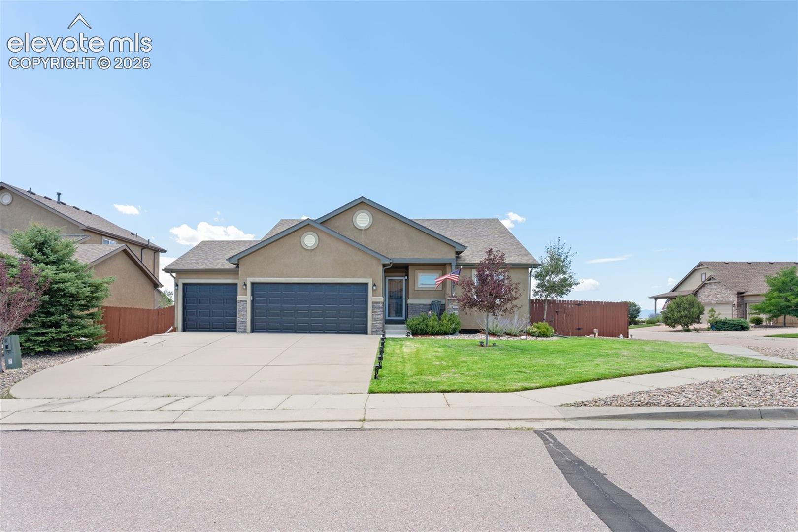 Listing photo 3 for 12407 Mount Bross Place