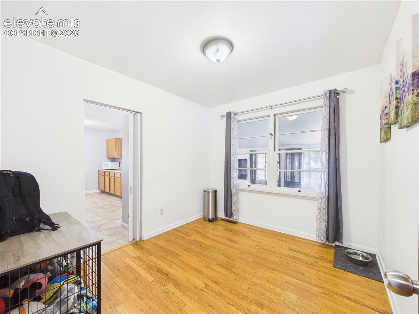 Listing photo 14 for 1615 Englewood Drive