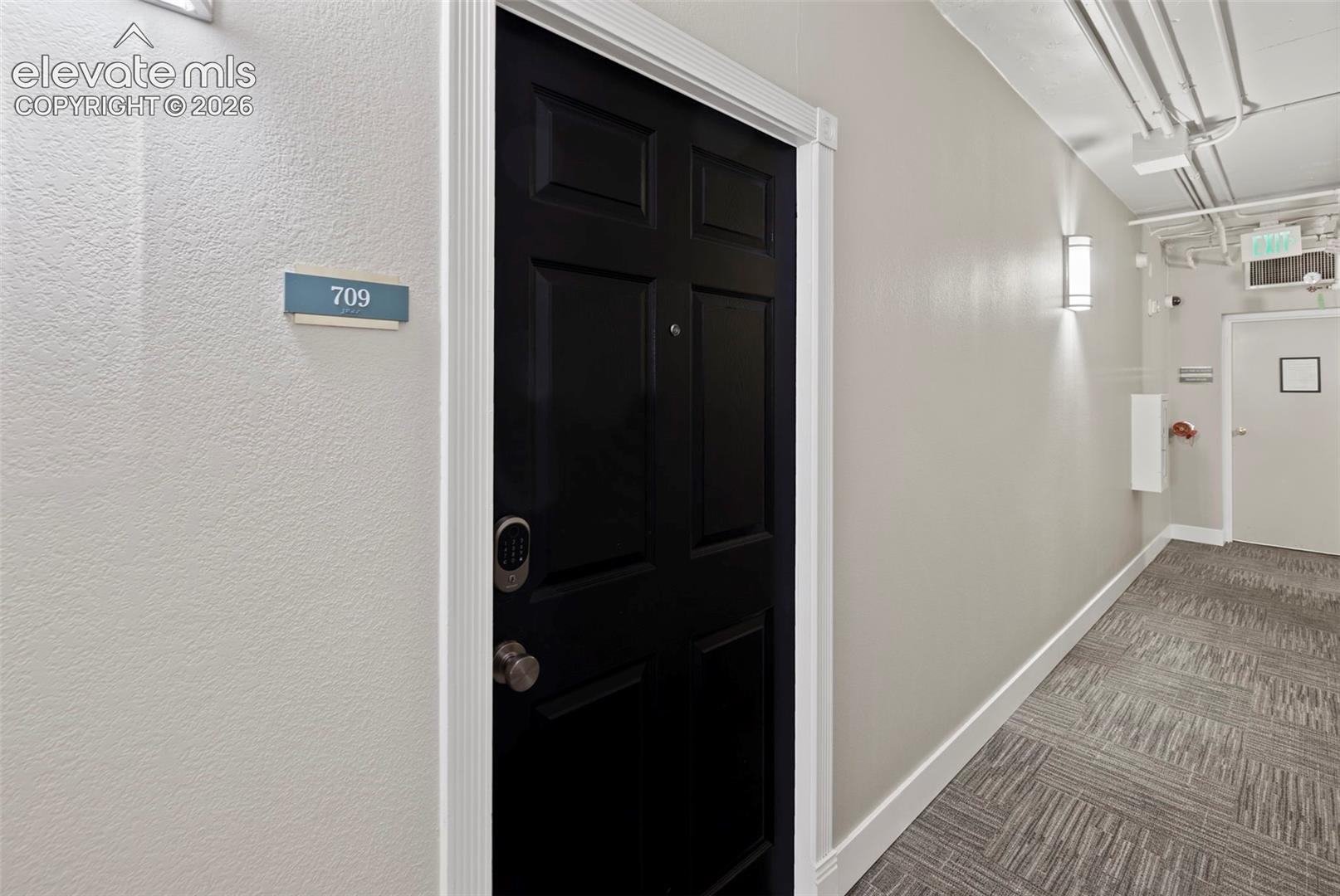 Listing photo 7 for 444 17th Street 709