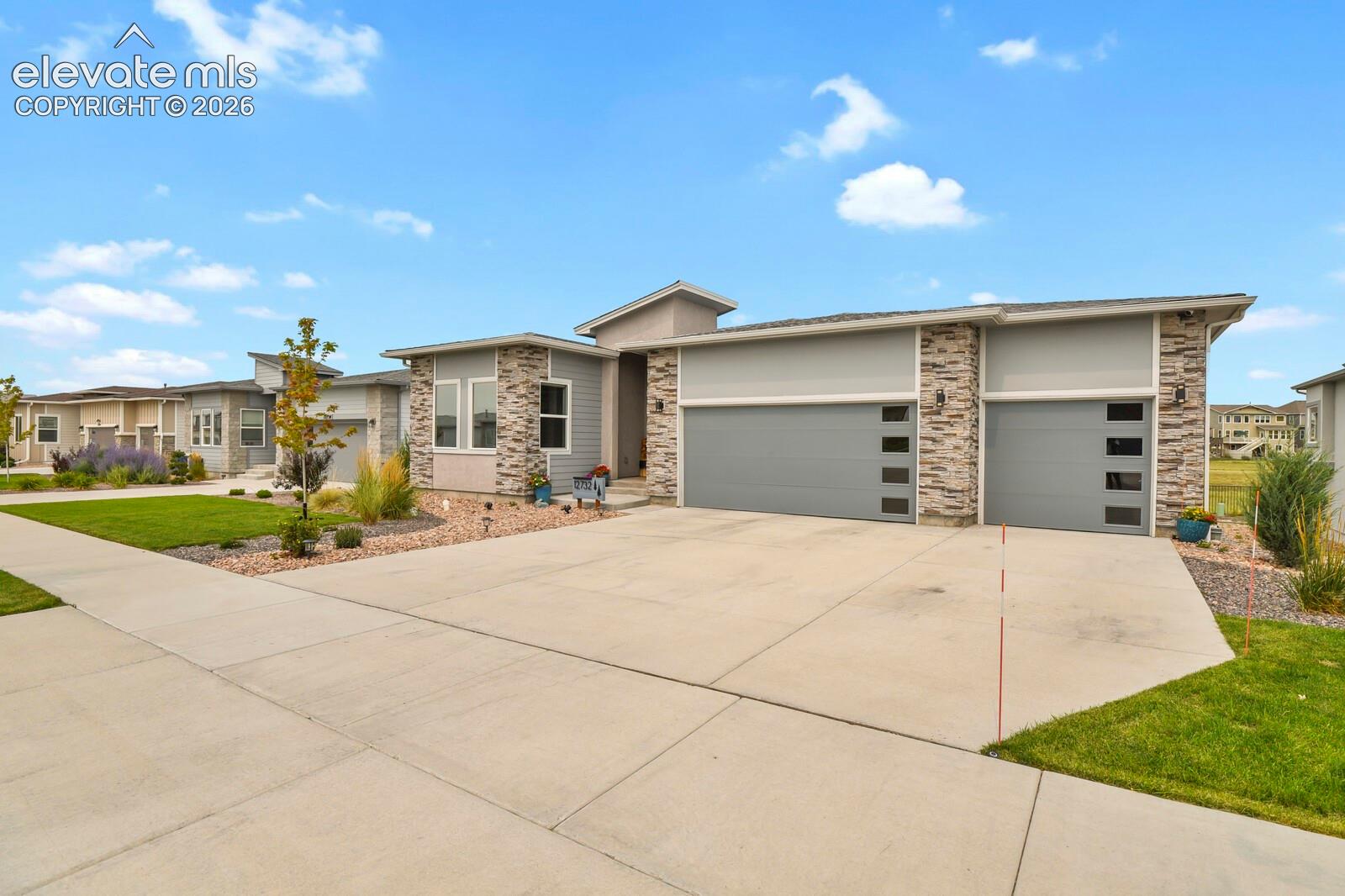 Listing photo 3 for 12732 Enclave Scenic Drive