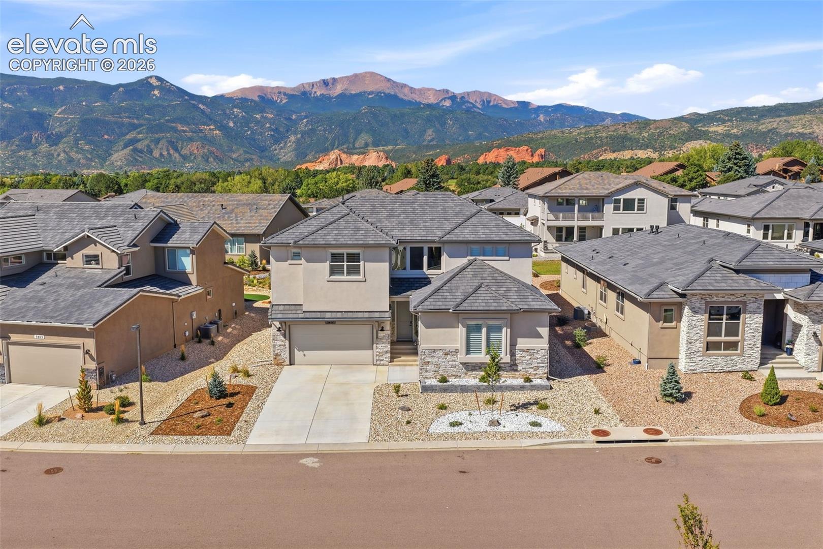3414 Crest Hollow View — listing photo