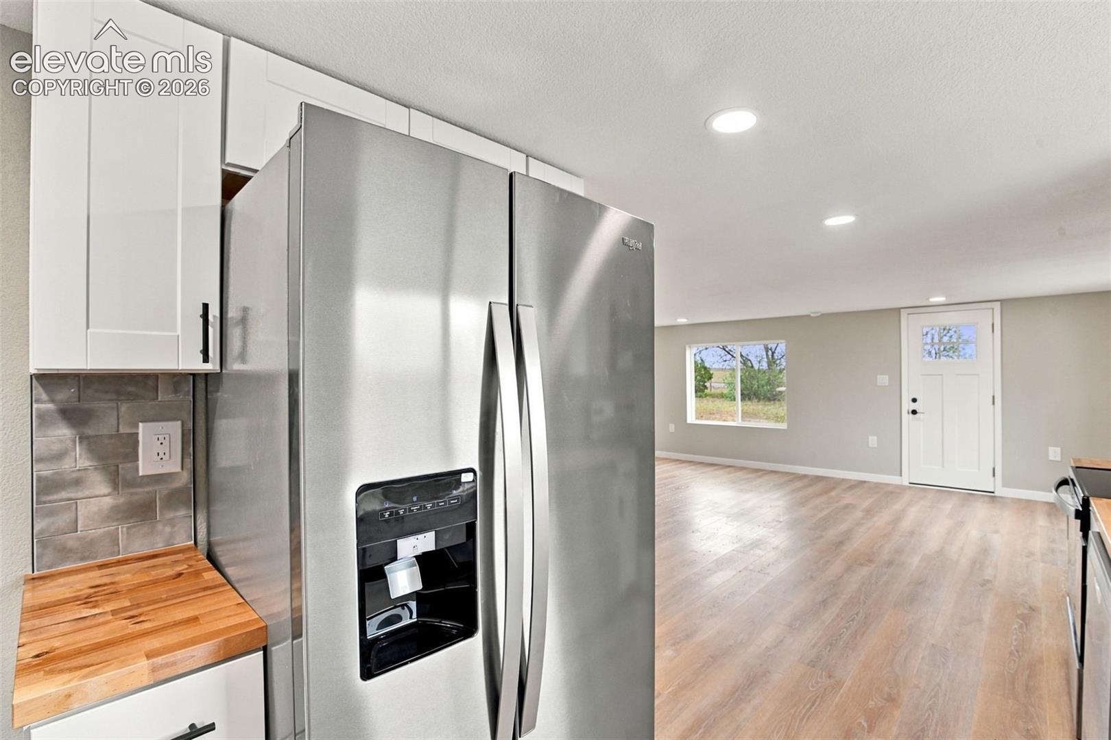 Listing photo 16 for 10672 Boone Road