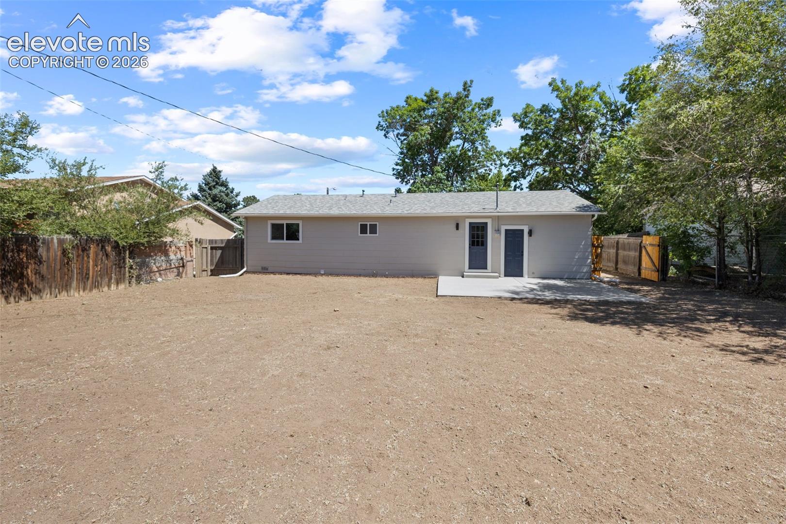 2540 Naples Drive, photo 11