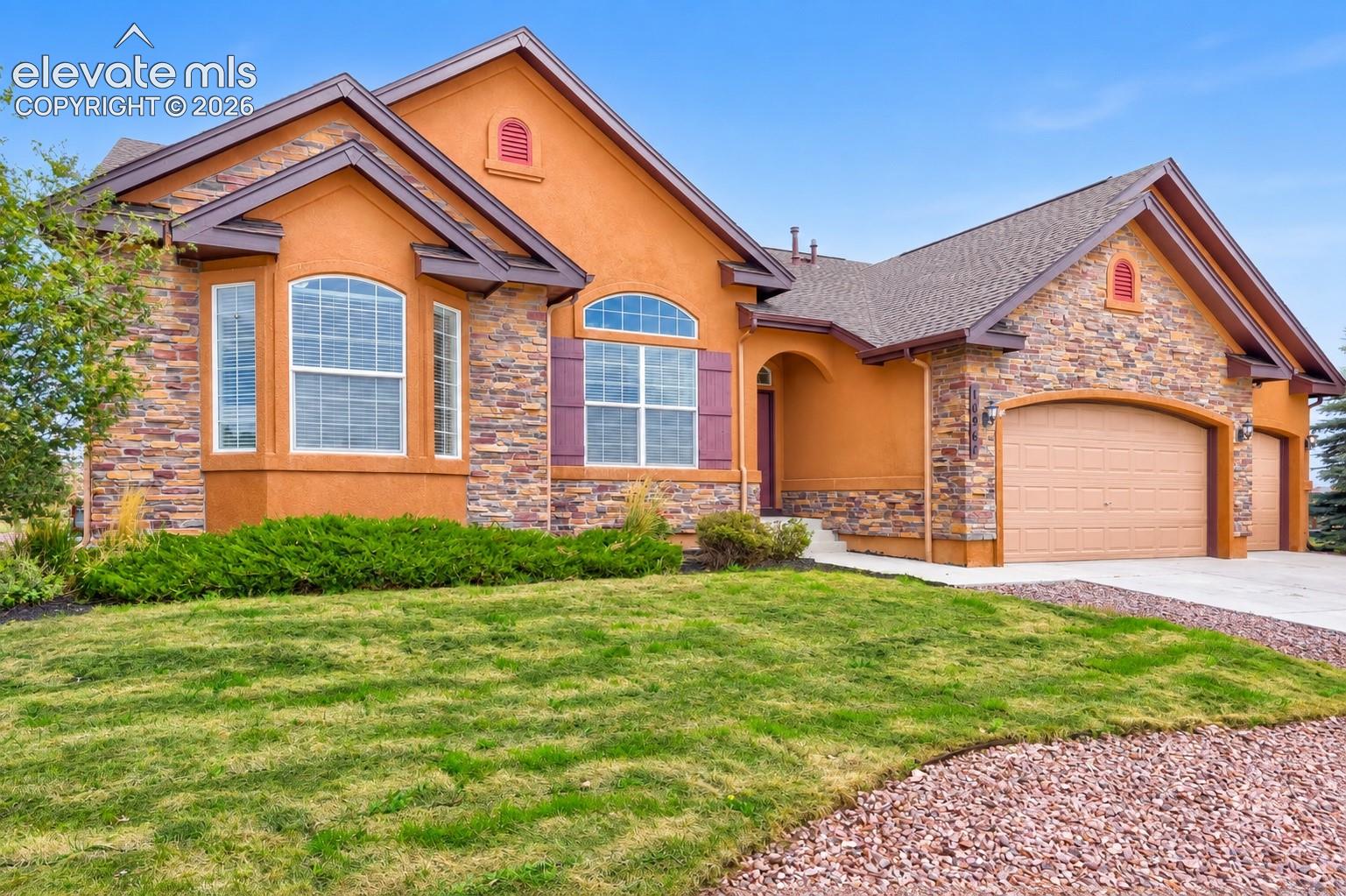 Listing photo 40 for 10967 Klondike Drive