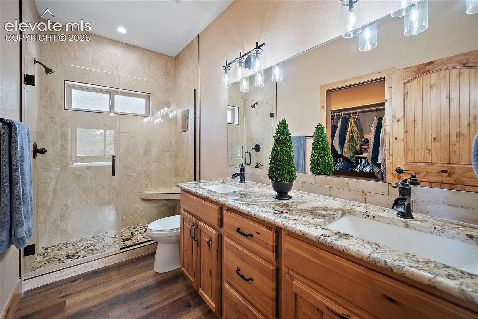 Listing photo 20 for 367 Cottonwood Lake Drive