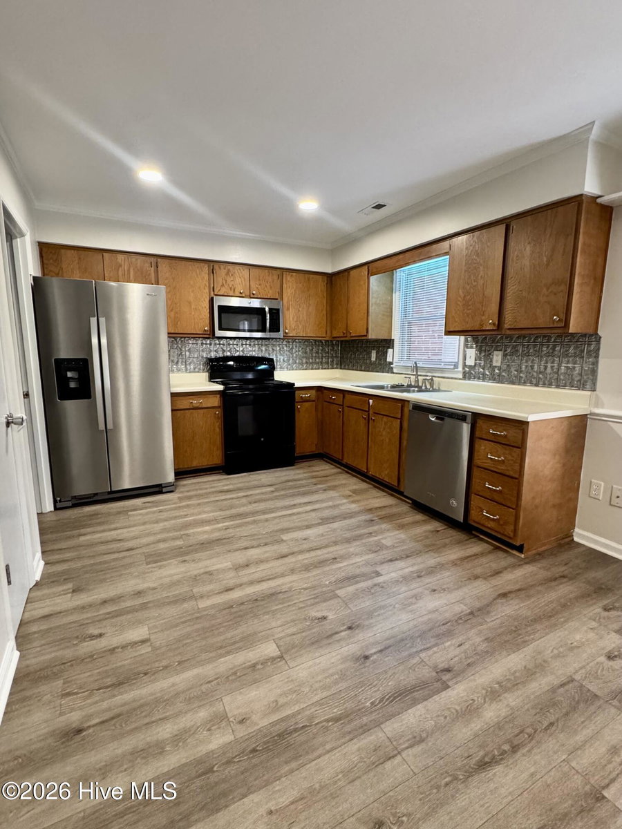 101 Laura Lane C6, Greenville, NC 27858 — photo 2
