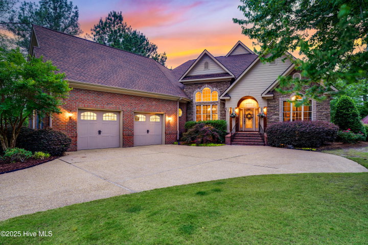 115 Legacy Lakes Drive image