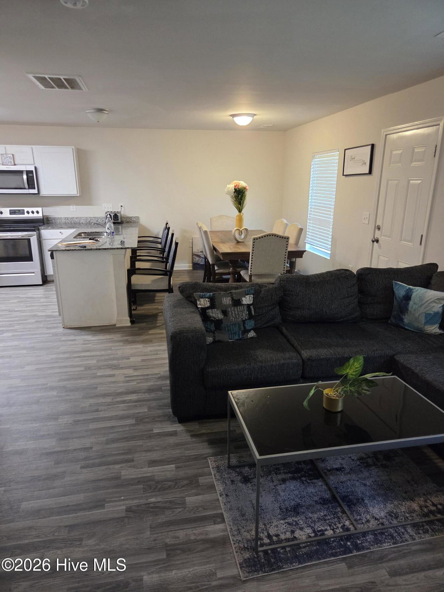 3302 Taylors Pointe Drive, Winterville, NC 28590 — photo 4