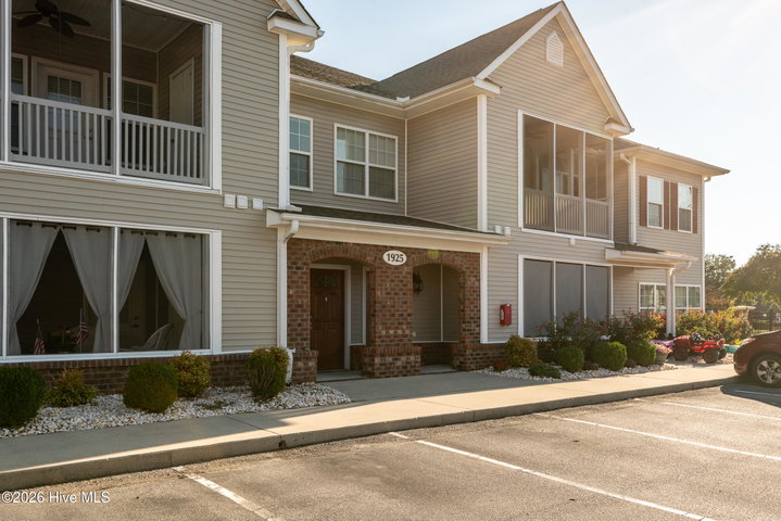 1925 Tara Court 203, Greenville, NC 27858